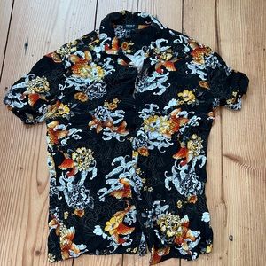 Forever 21 trendy shirt